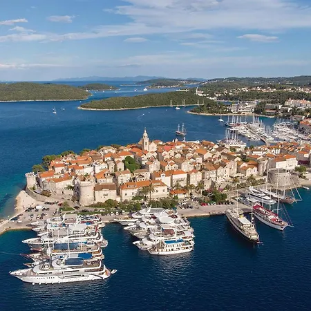 4 Bedroom Amazing Home In Vela Luka Holiday home