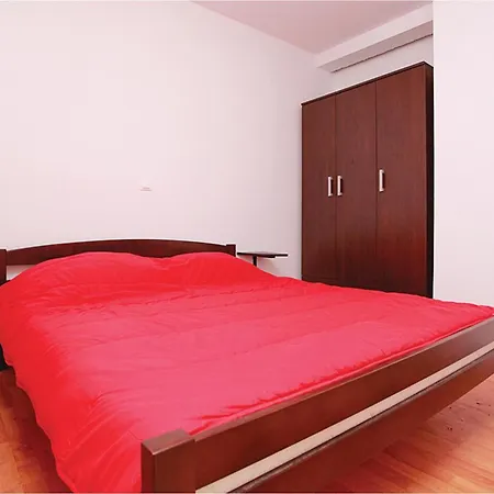 Four-bedroom 03 * Vela Luka