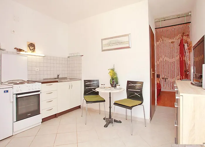 Four-bedroom 03 בית נופש *