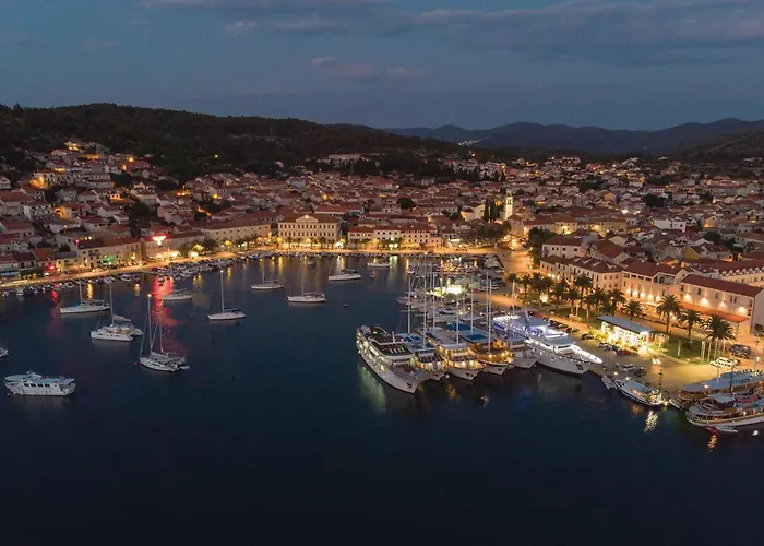 Four-bedroom 03 וולה לוקה